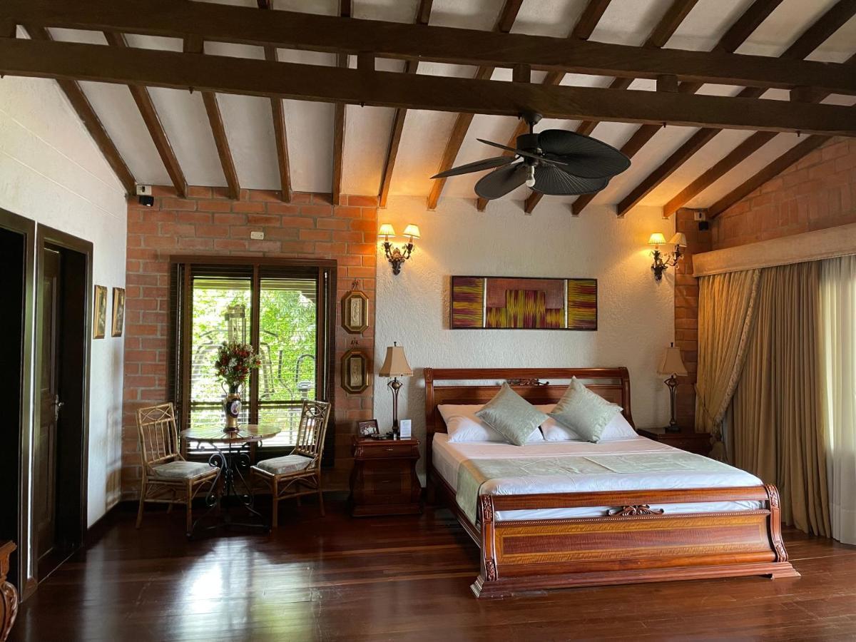 Finca Hotel Villa Camila โคปาคาบานา ภายนอก รูปภาพ